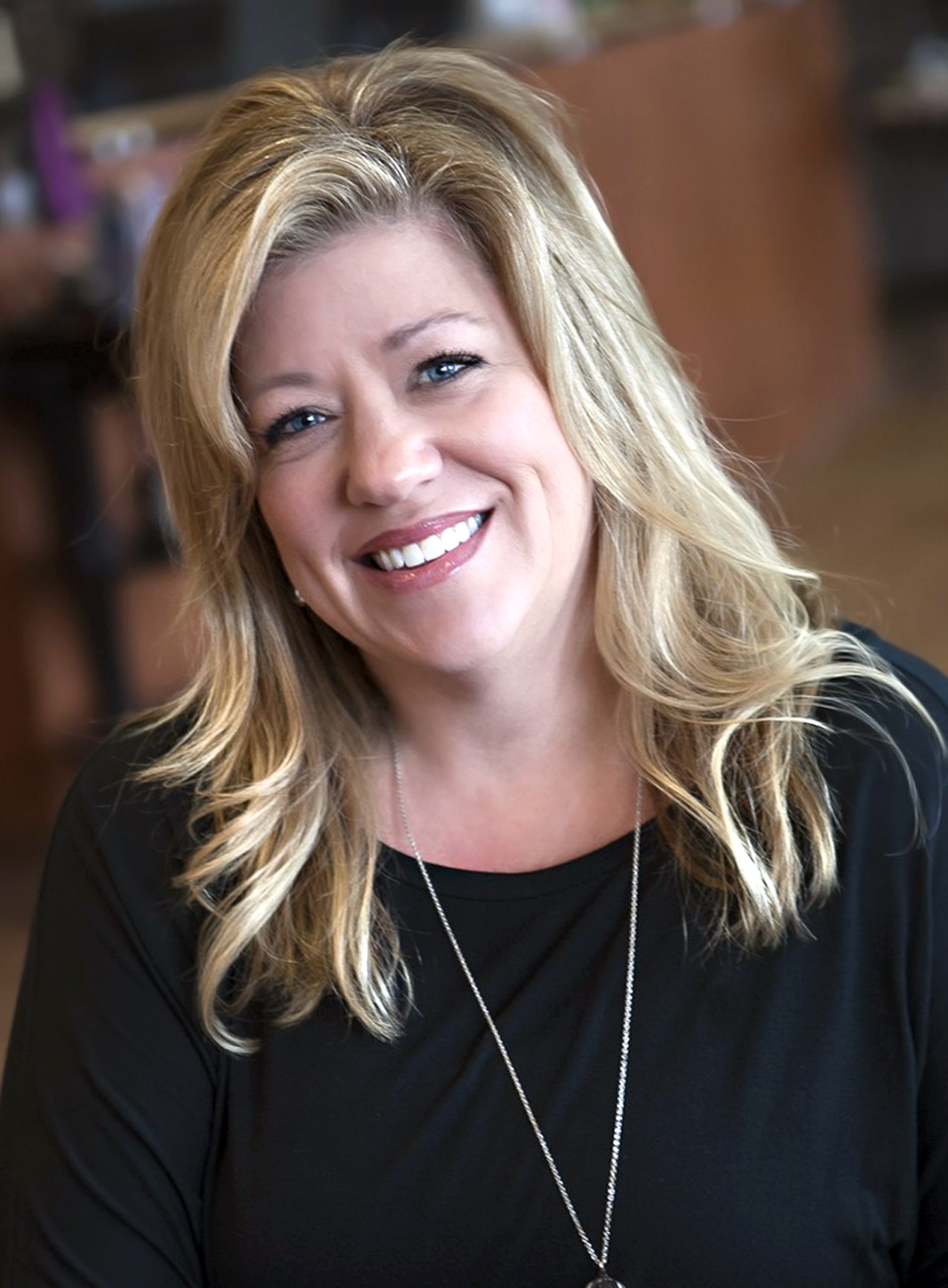 Beau Monde Salon Burnsville, MN Women's Hair, Nails and Skin Care